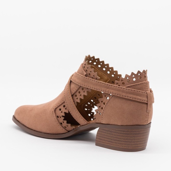 Blush cutout strappy ankle booties 2 LEFT - Picture 8 of 8